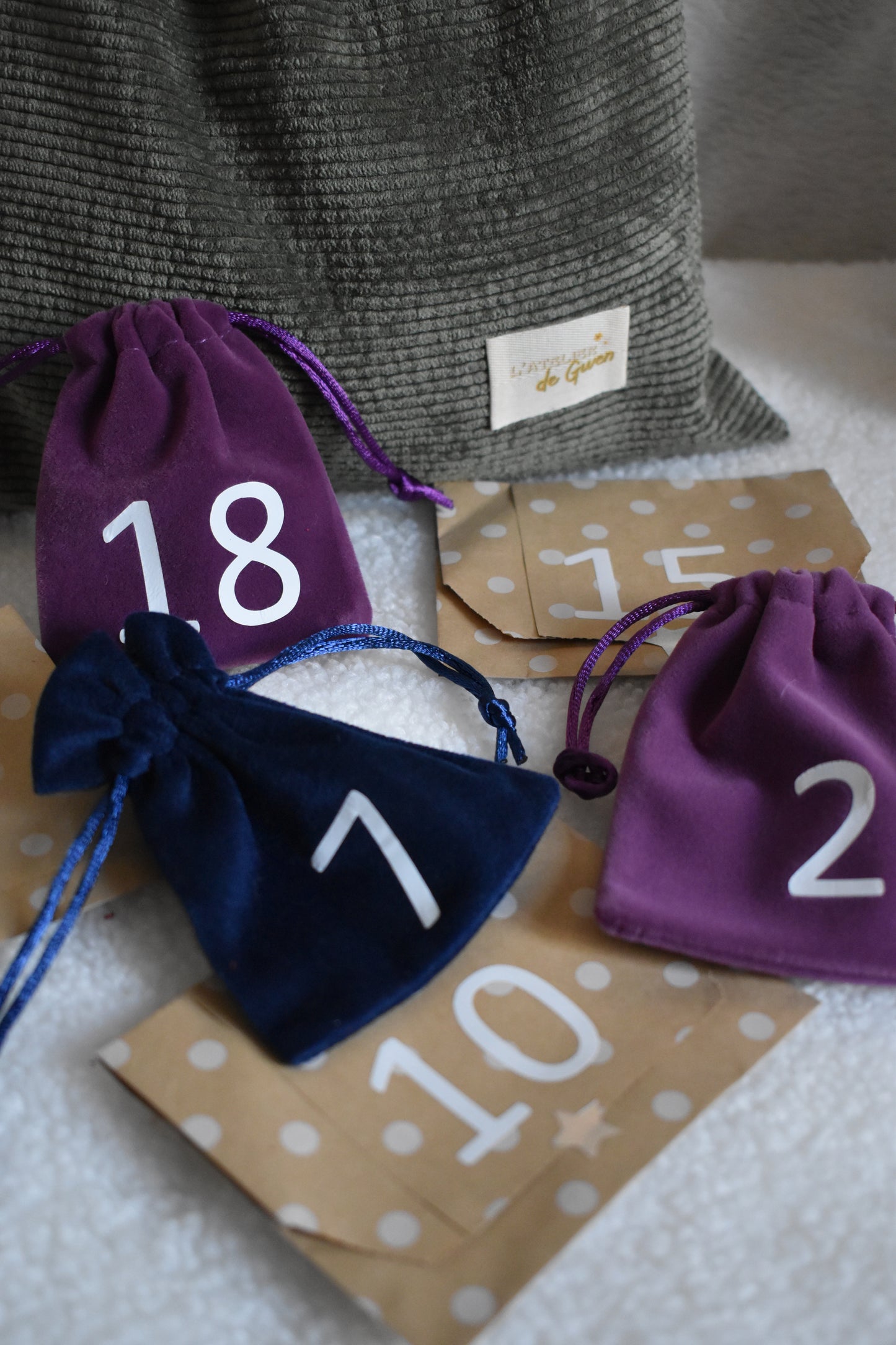 Calendrier de l’Avent 2025 - Lucioles et Boucles d'oreilles