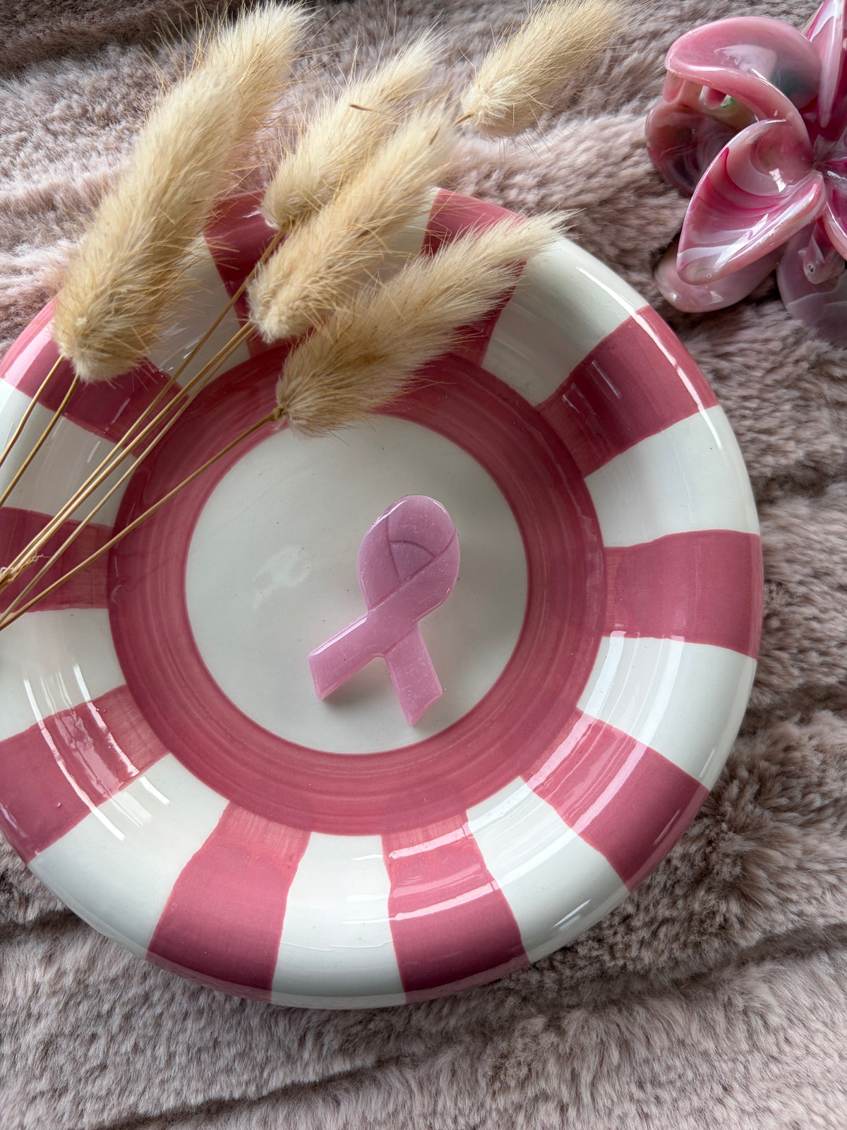 Pins Ruban rose